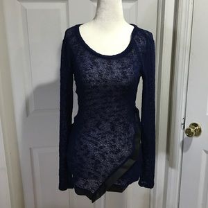 💥💥 Bundle Item 3/$25 Cute Top